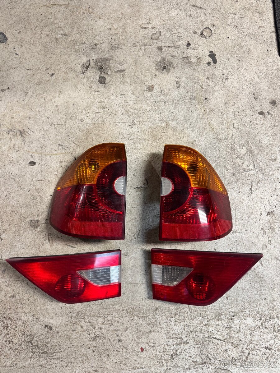 Zadní světla BMW X3 E83