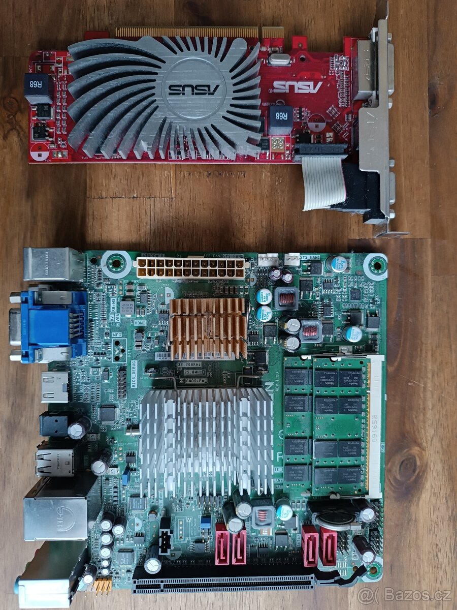 Intel Atom 330 CPU, 4GB DDR2 RAM, AMD Radeon HD + zdroj