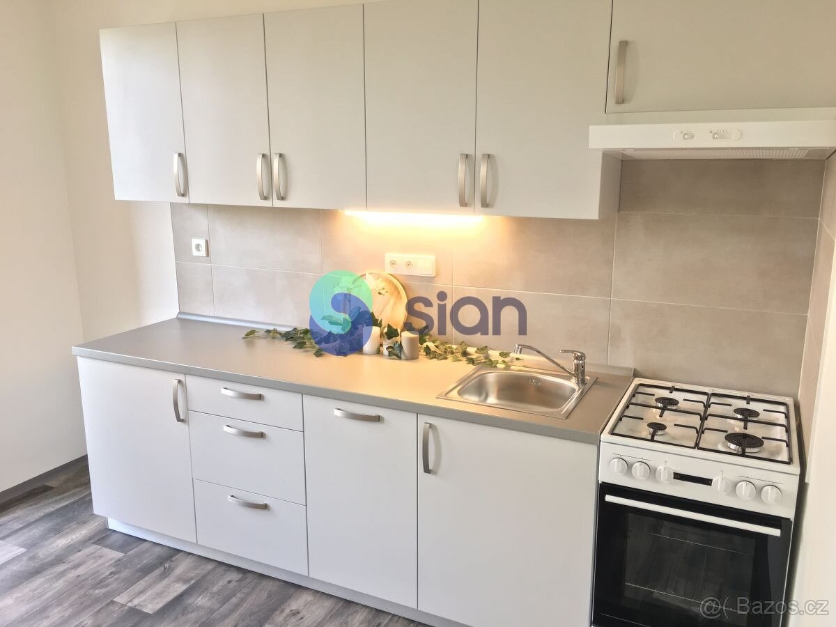 Podnájem bytu 3+1 65 m2, ul. Antonína Poledníka 5/3, Ostrava