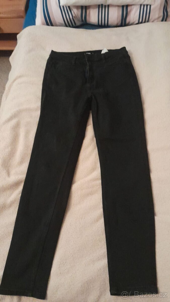 džíny, dívčí černé EUR 42
