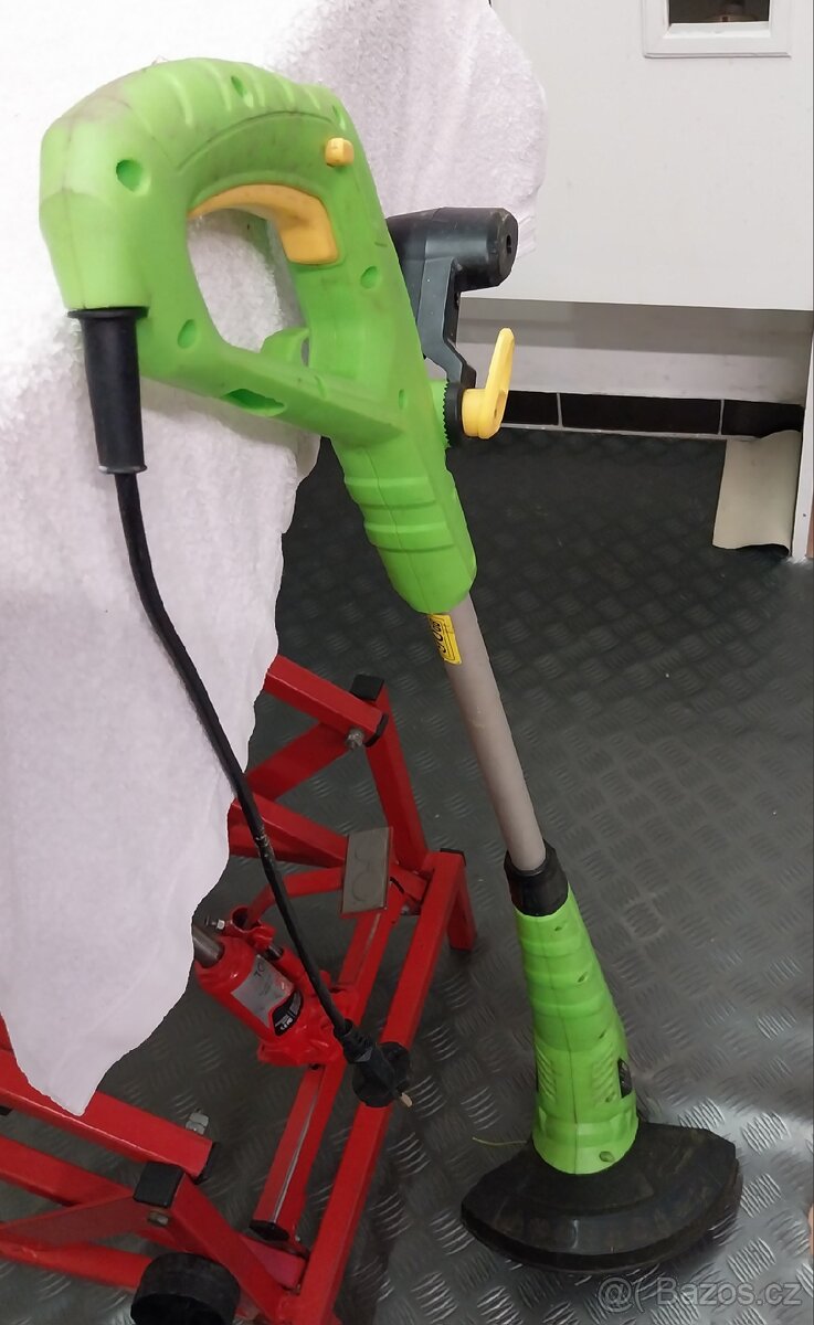 Elektrická strunová sekačka Fieldmann FZS 2306-E