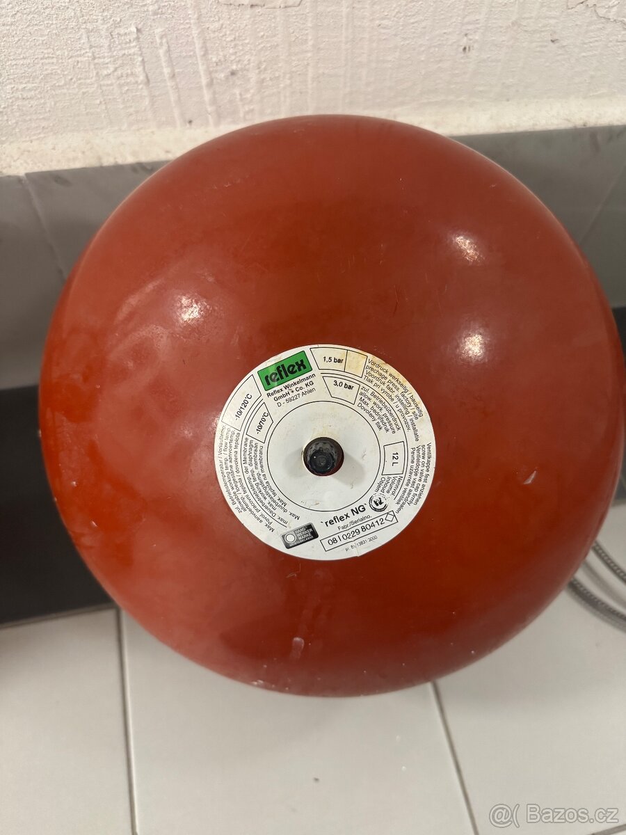 Expanzní nádoba 12l.