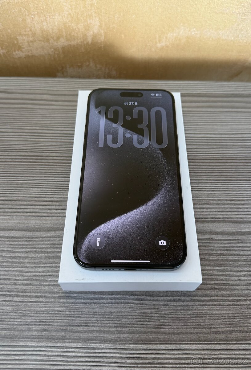 Apple iPhone 15 Pro Max 256GB černá, 100% baterie