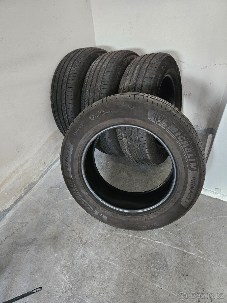 Letní pneu zn. Michelin Primacy 4, rozměr 215x65x17 103v, hl