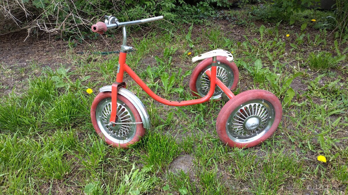 Retro dětská tříkolka