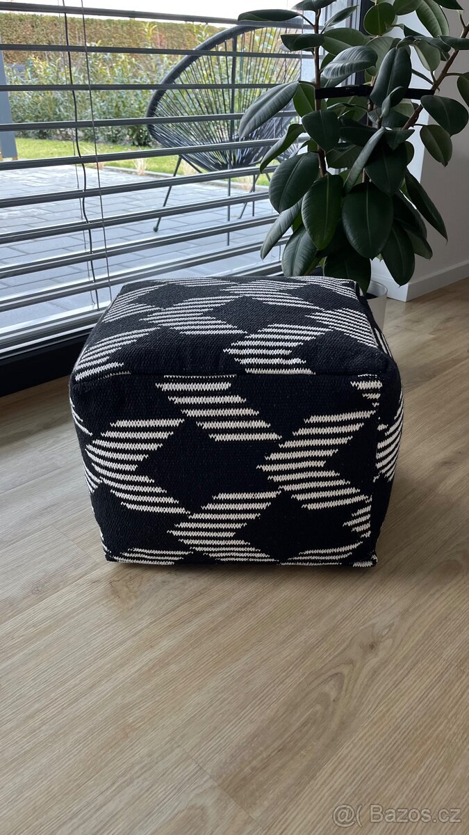 Bavlněný pouf Square černobílý, znacky Hubsch