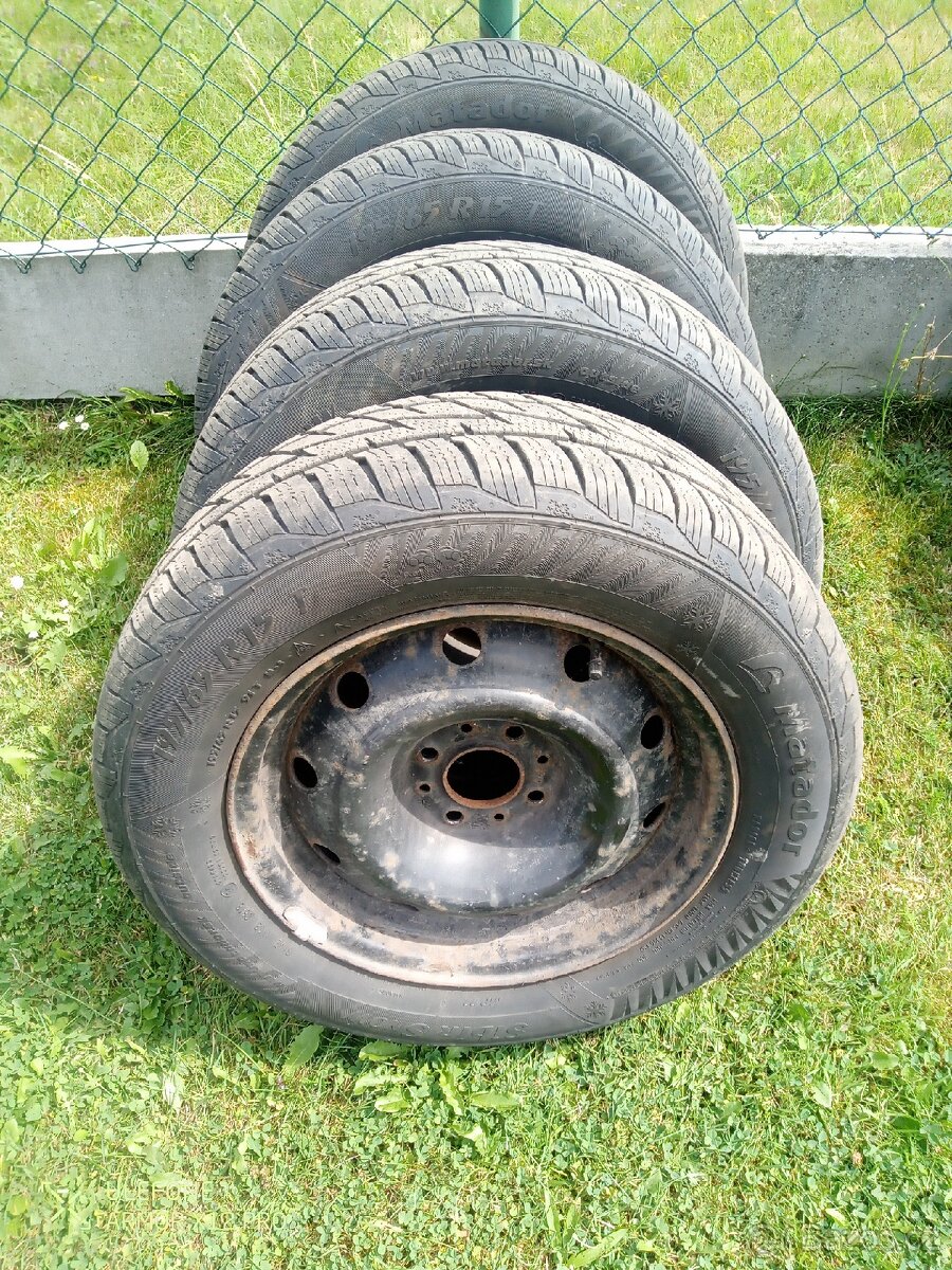 Zimní pneu 195/65 R15 s disky