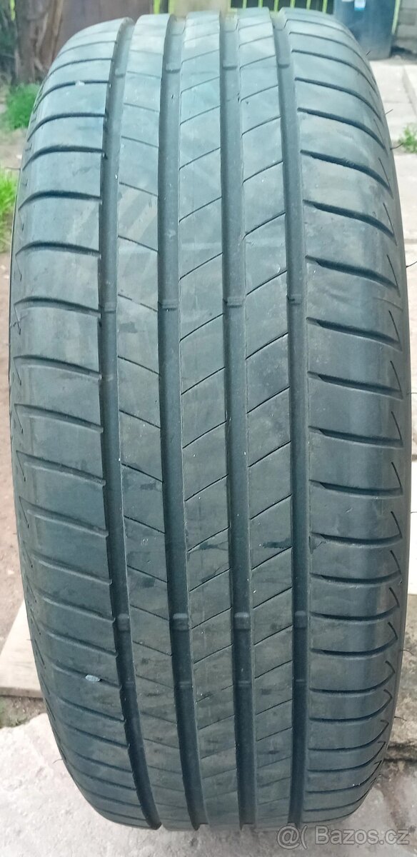 Pneu Bridgestone