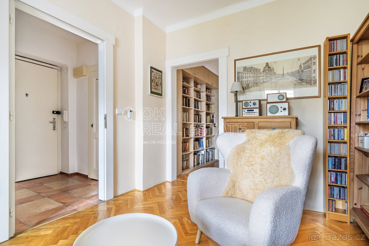Pronájem vybaveného bytu 2+kk, 55 m2 plus sklep - Praha - Vi