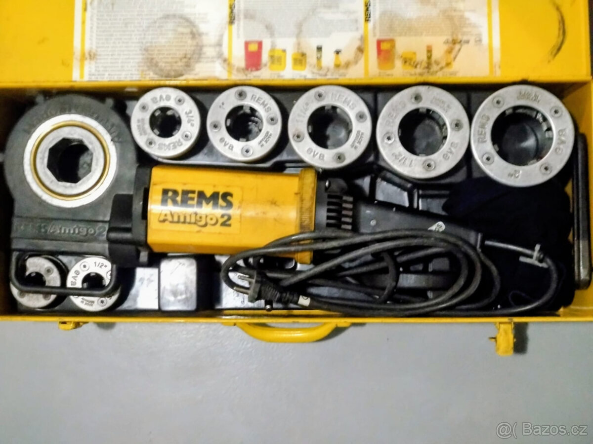 Prodám profesionální elektrický ruční závitořez