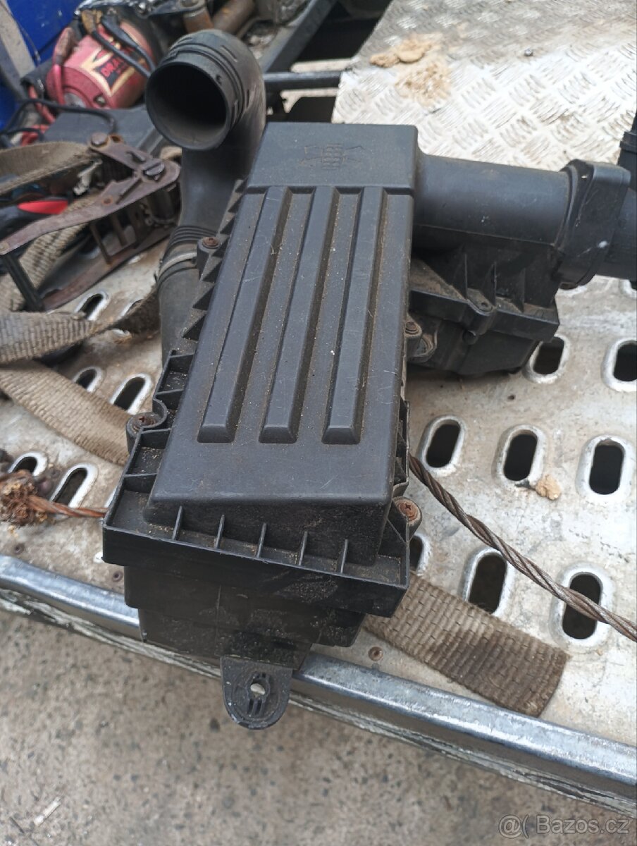 Škoda Octavia 2 Filtrbox