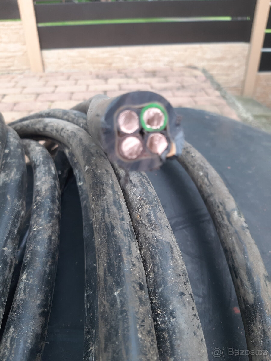 Kabel CYKY-J 4x6 měděný, silový instalační, průměr 25mm