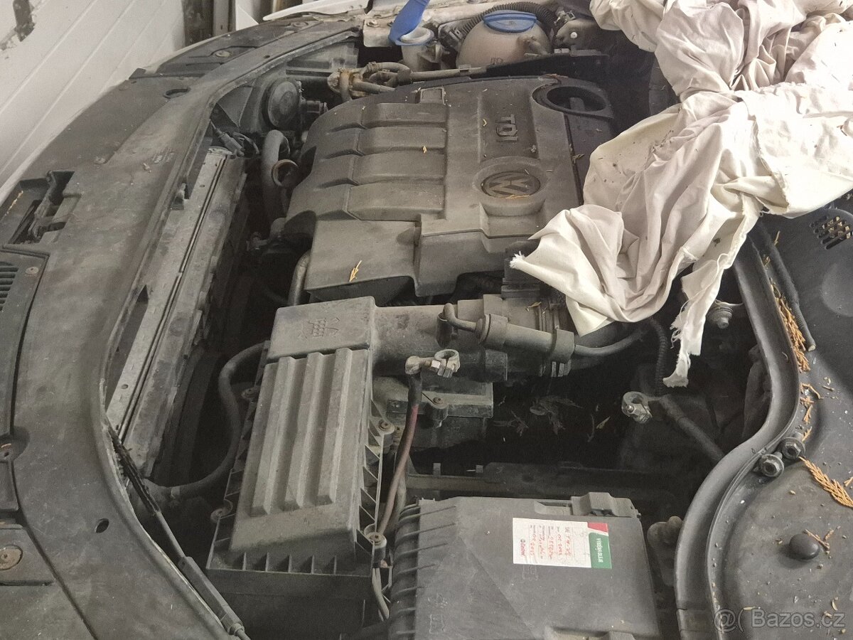 Vw Passat 3C combi 4x4 - bouráný