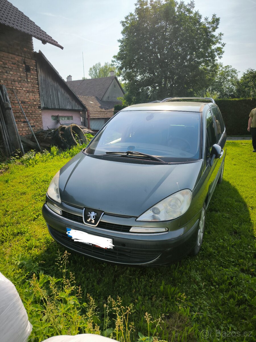 Peugeot 807