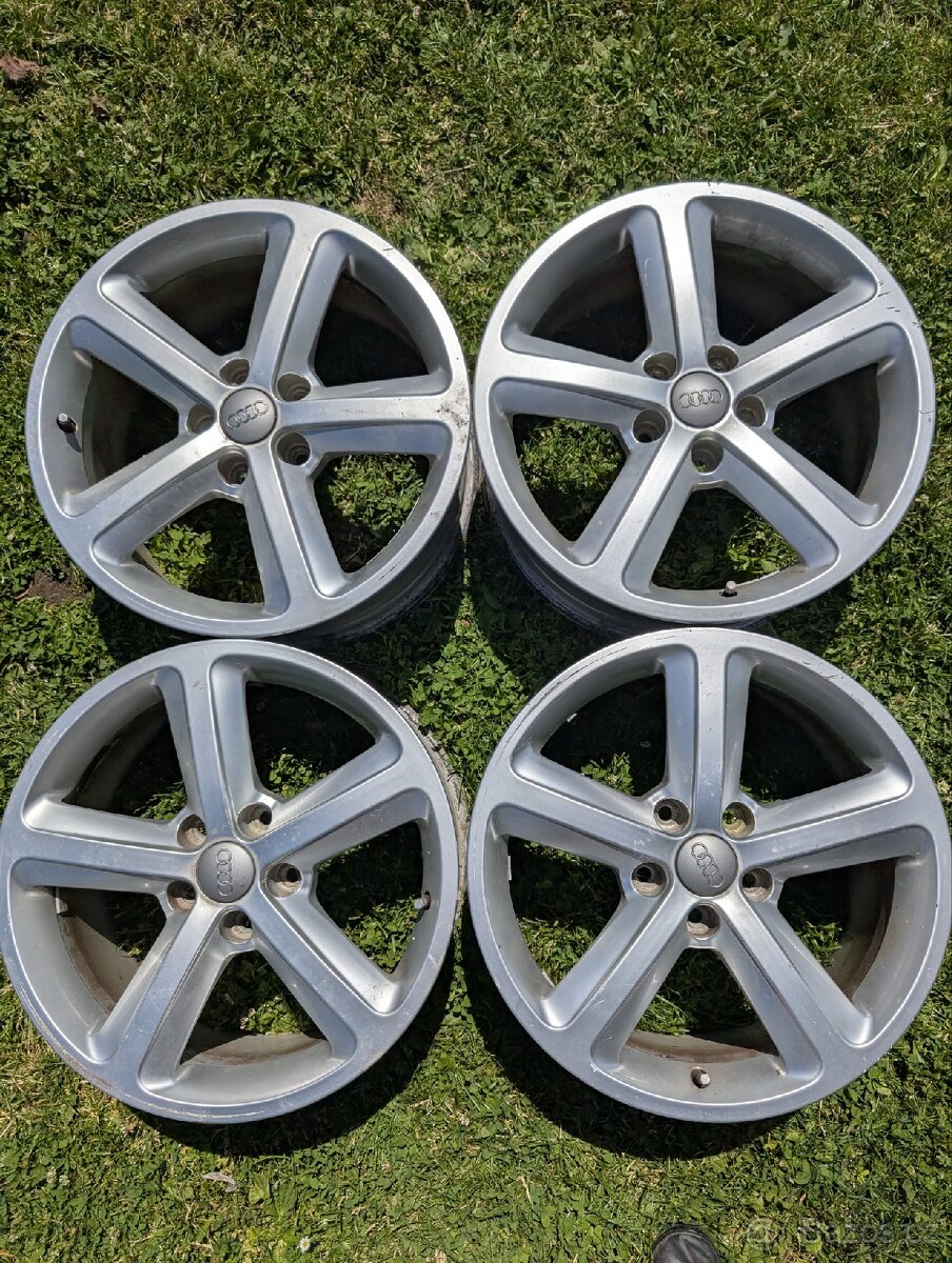 ALU Audi R17x7,5 5x112 ET45