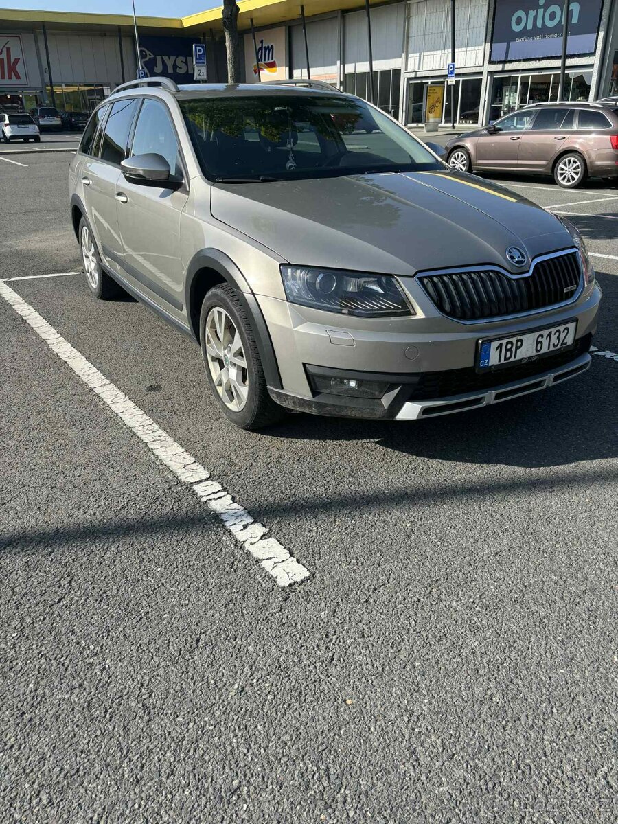 Škoda Octavia Scout, 2015