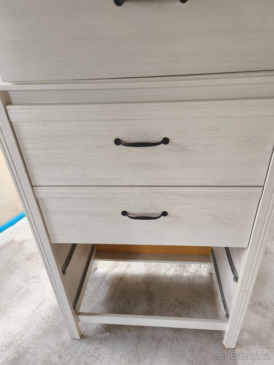 Dvě různé komody Brusali IKEA