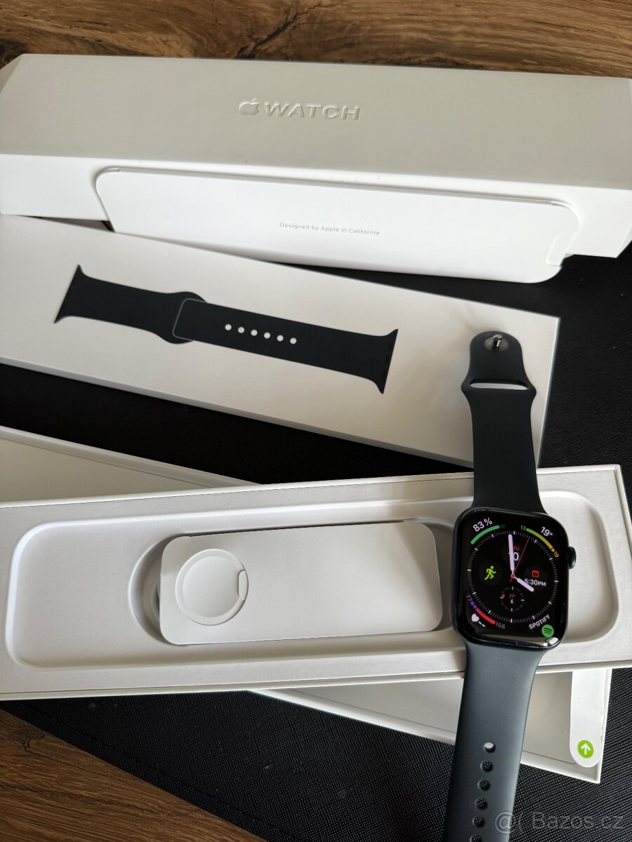 Apple Watch 8 45mm