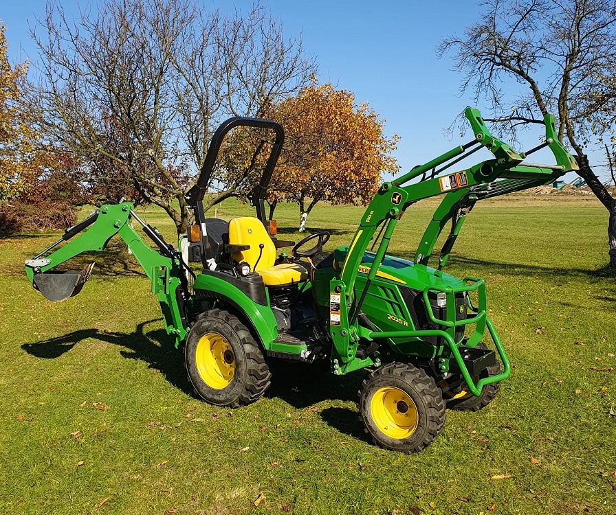 John Deere 2025R 4x4