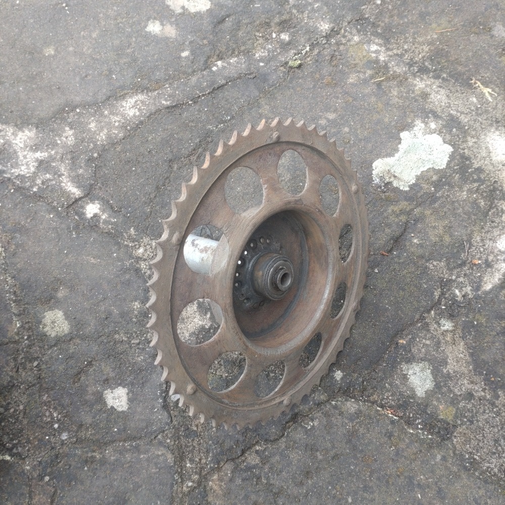 Jawa 550 pařez přední náboj kola