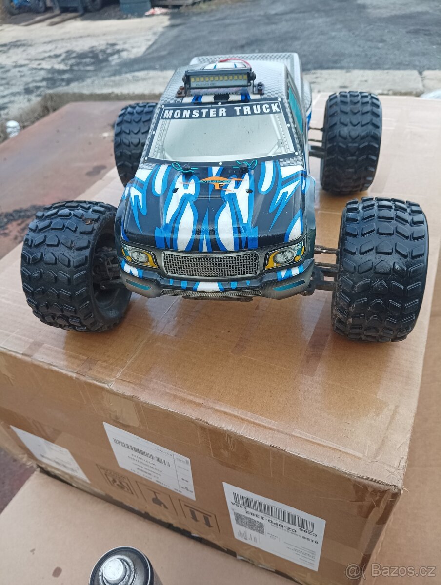 RC auto 1/8