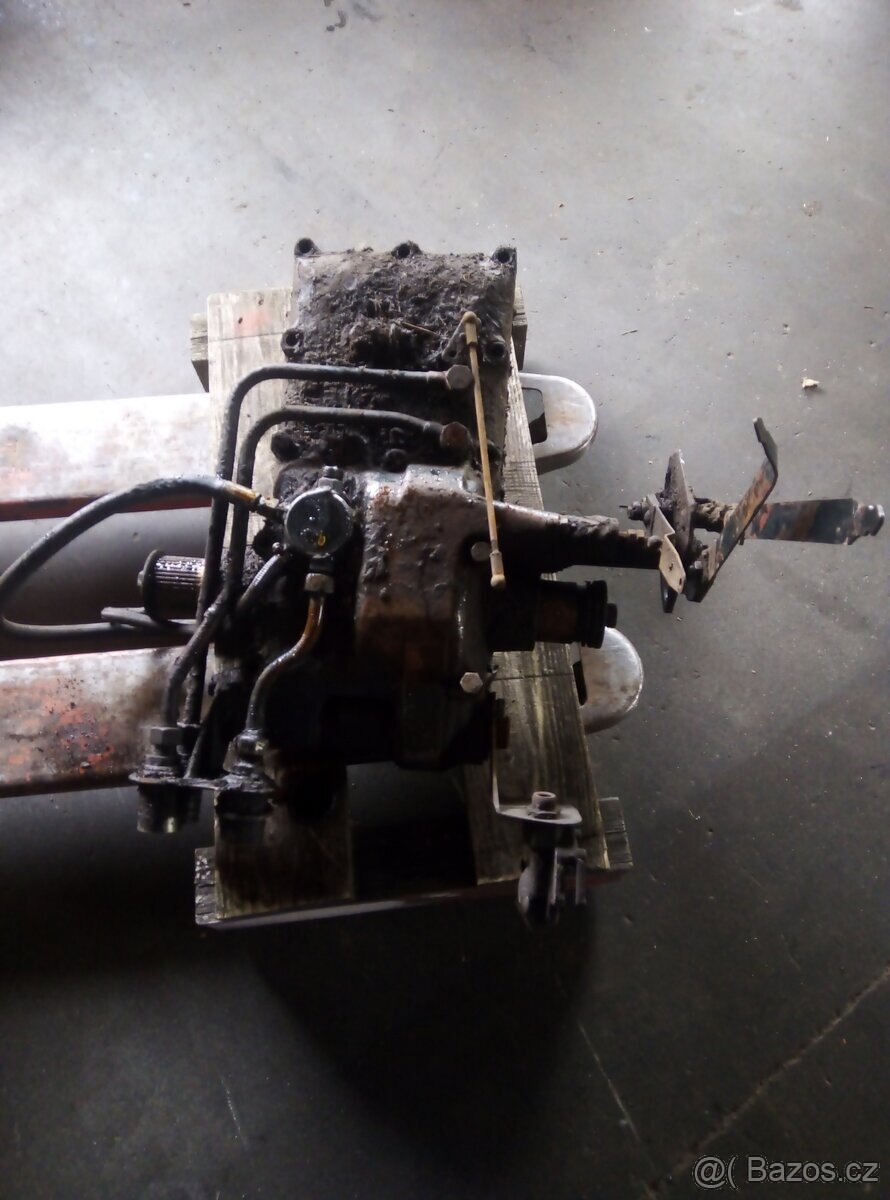 Víko hydrauliky Zetor 5211,5245-7711,7745