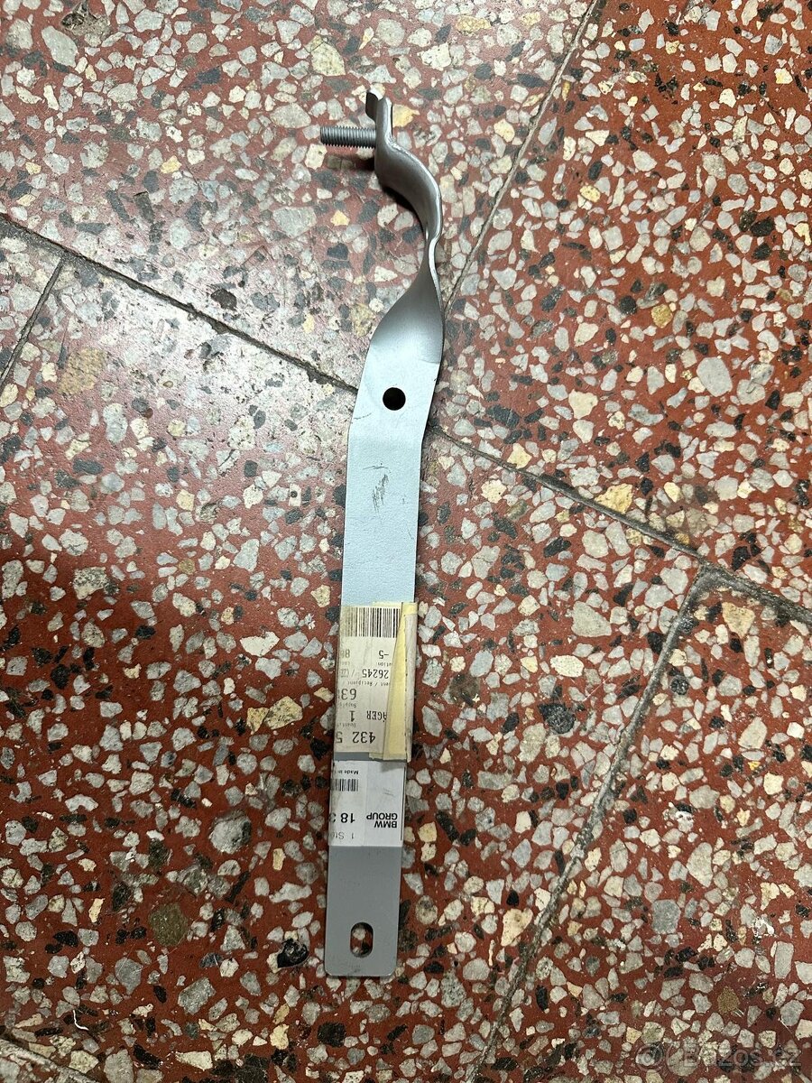 Držák výfuku BMW Z3 E36 Coupe