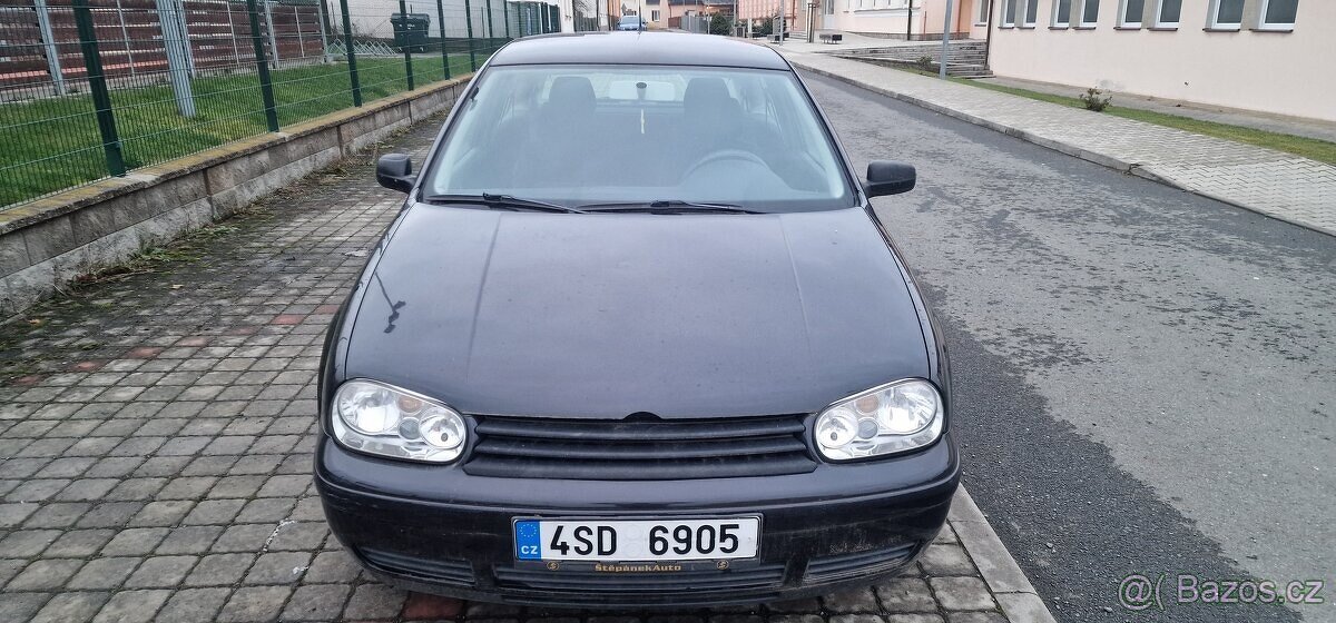 VW golf IV 1.6 STK 06/2027