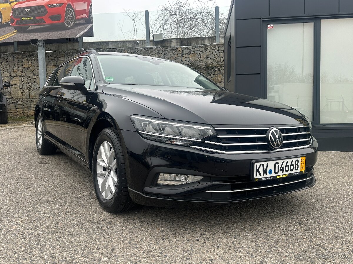 Volkswagen Passat 2022