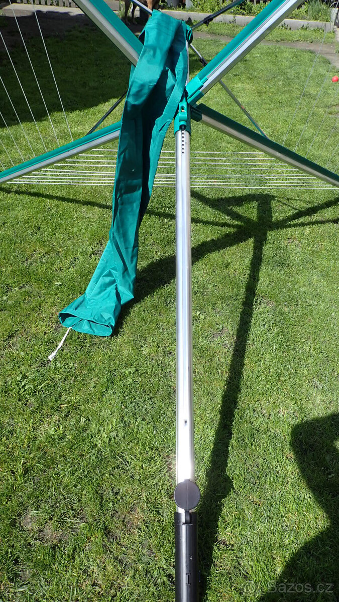 Sušák,venkovní,LEIFHEIT Linomatic 600 Deluxe Cover. Výstavní