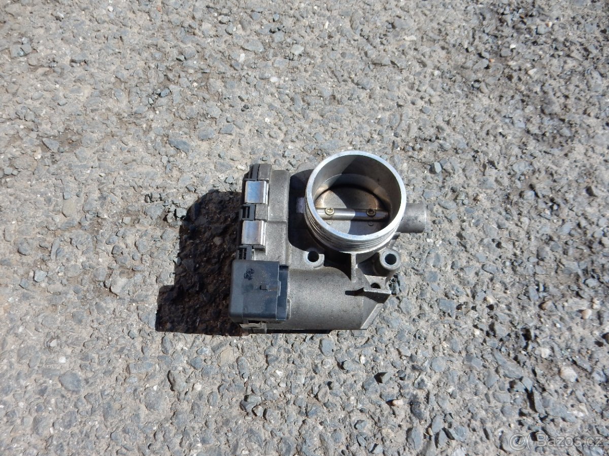 Škrtící klapka Citroën, Peugeot 1.6 16v