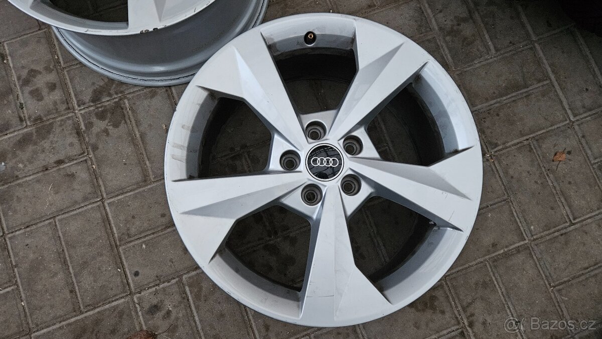 Sada Alu Disků 5x112 R18 Audi A3