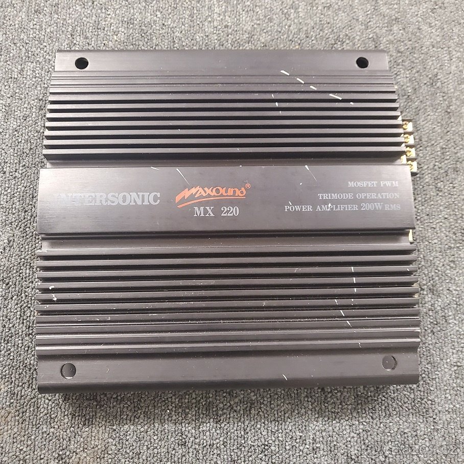 4-kanálový zesilovač Intersonic MX 220, 400W MAX