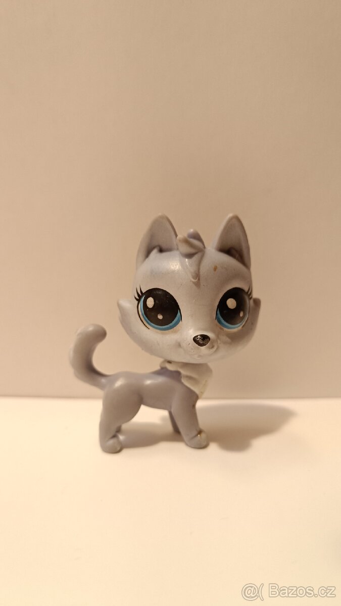 Littlest pet shop husky Mala Snowsledder #95