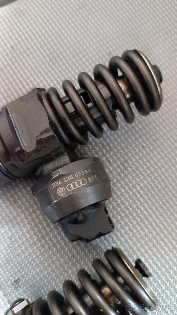 vstřikovače 2.0tdi 103kW 038130073BQ 0414720312