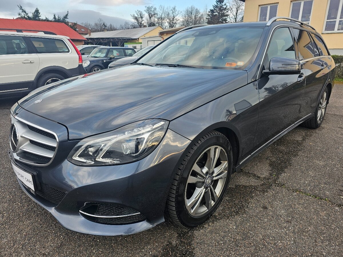 MERCEDES-BENZ E350D 2014 185kW 7G TRONIC 4MATIC,PARK.KAMERA
