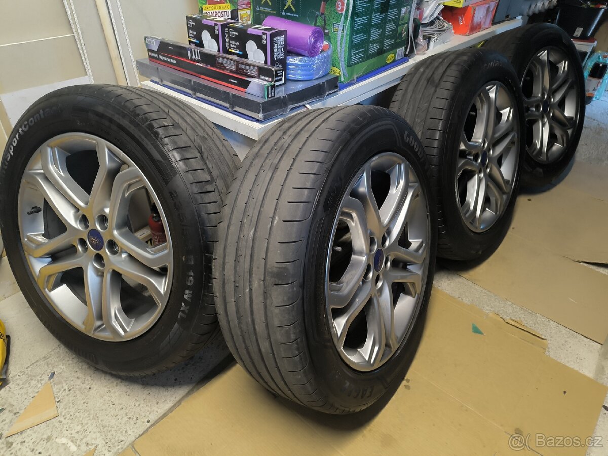 Alu kola Ford Kuga Edge 5x108 r19 Originál,pneu 5,5mm