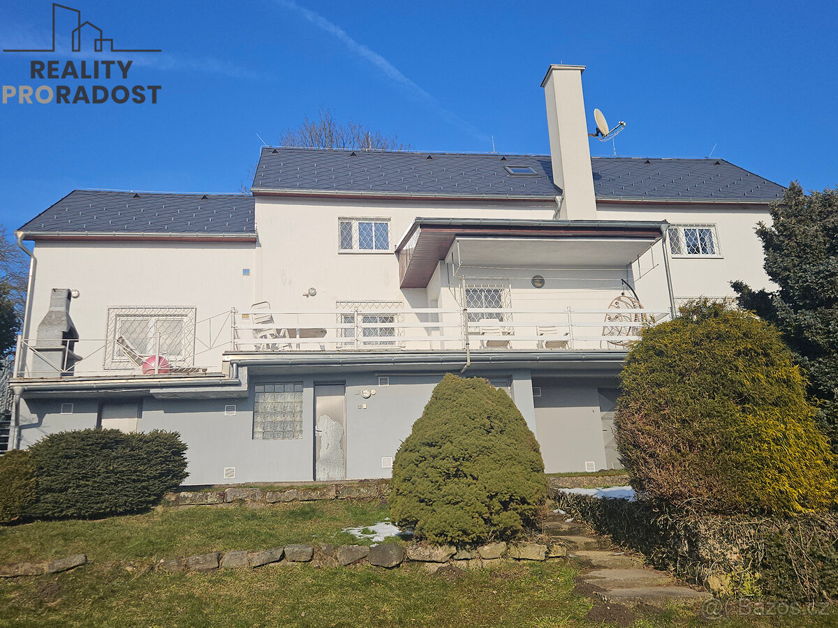 Mezná, Prodej Rodinného domu s apartmánem 310m2, pozemek 219