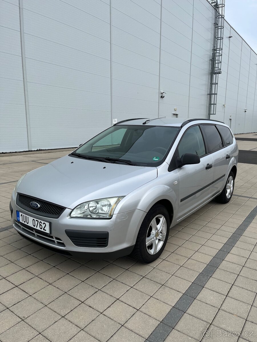Prodám Ford Focus 2, 2005, 1.6 benzin, 74 kW.