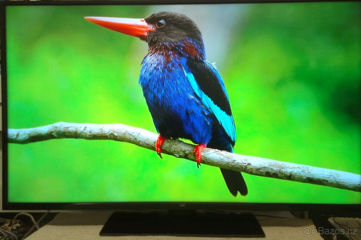Prodam 124cm SMART WiFi 4k UHD DVB-T2 LED TV JVC LT-49VU63L.