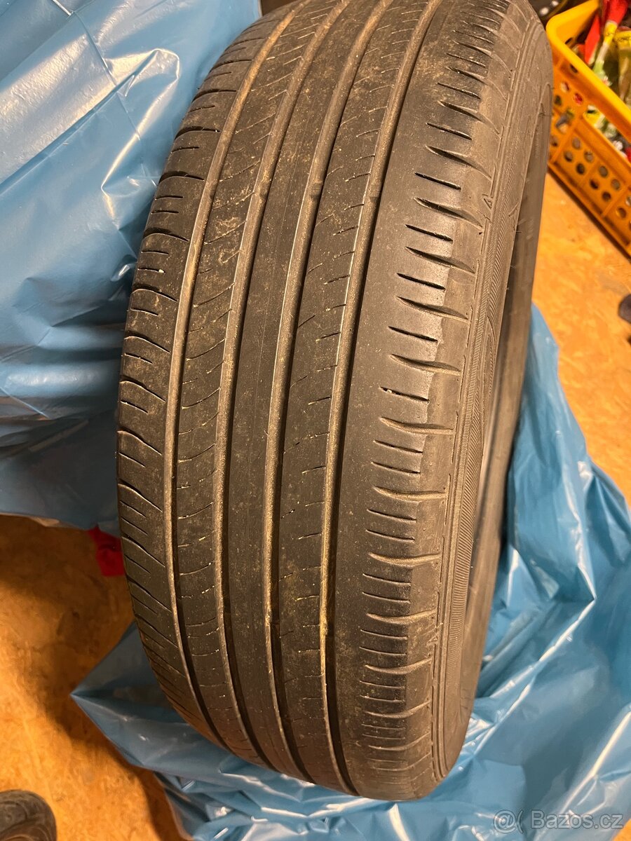 Letní pneumatiky DUNLOP ENASAVE EC300+ 215/60 R17 96H