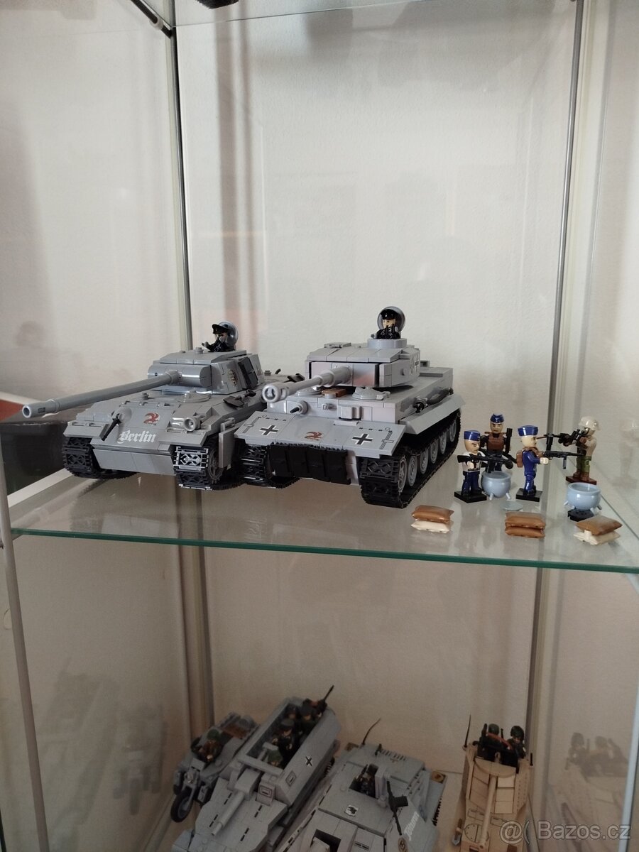 Cobi sbírka tanků letadel