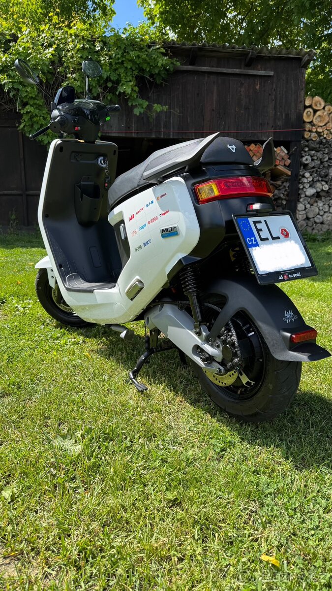 Elektro skútr NIU MQi+SPORT