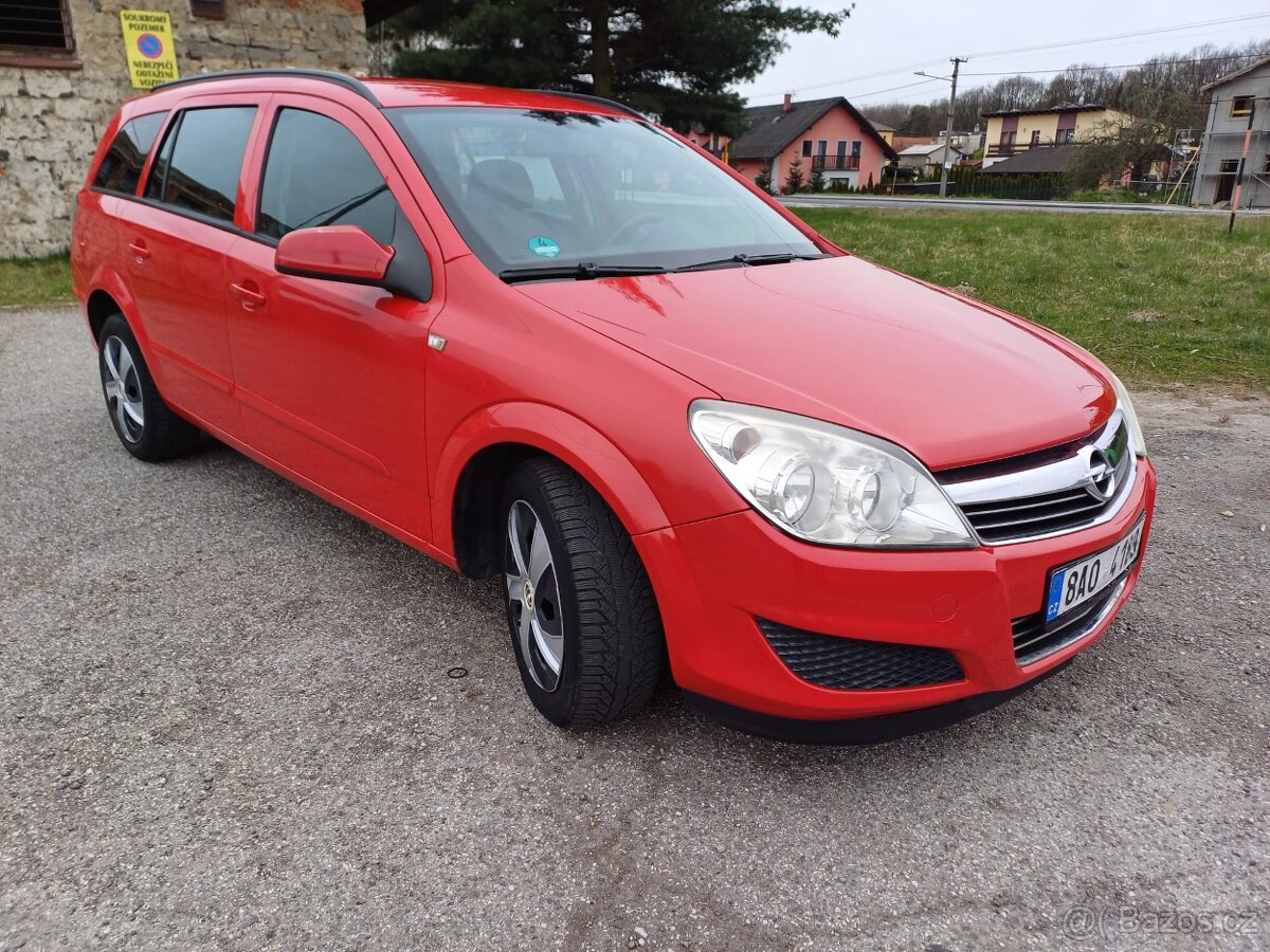 SLEVA Prodám opel astra H combi 1,3 cdti 66kW