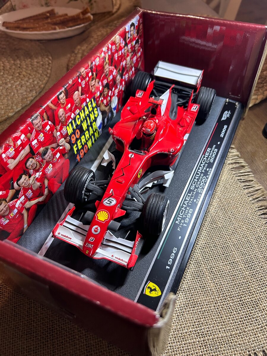 Ferrari 248 F1 1:18