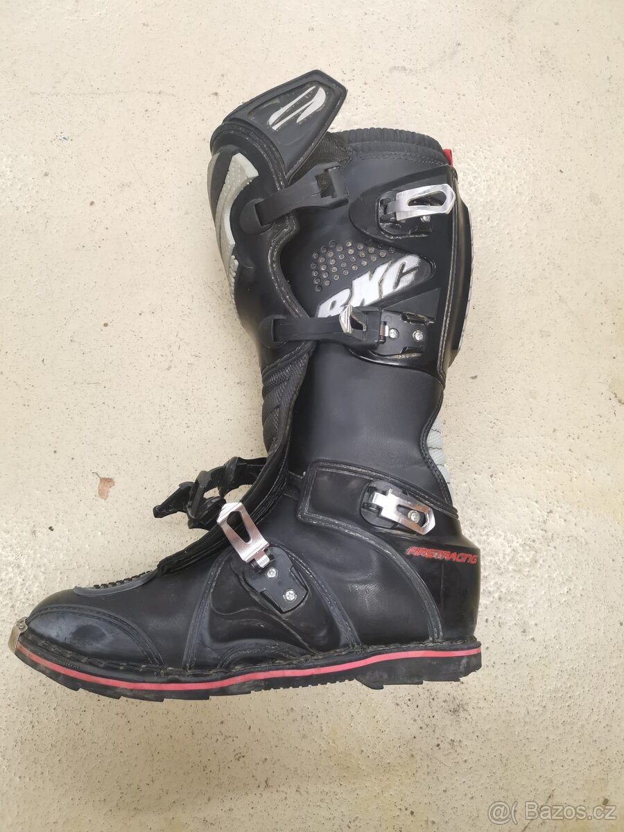 Motokrosove boty