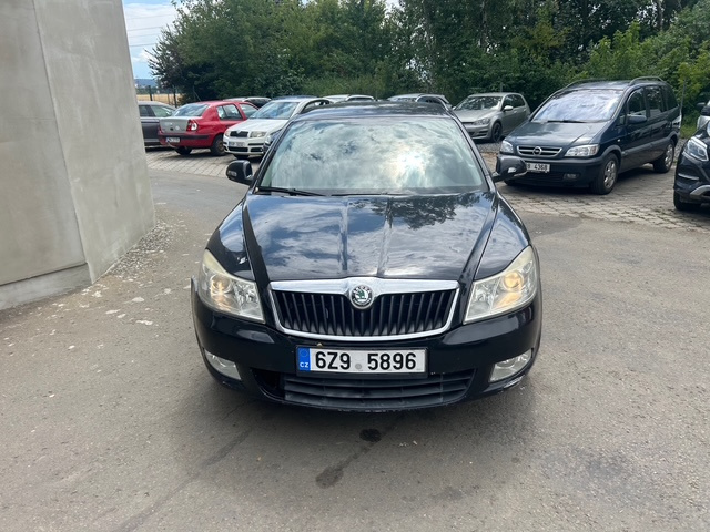Škoda Octavia II FL r.v. 2009 1,6TDi 77Kw NA ND