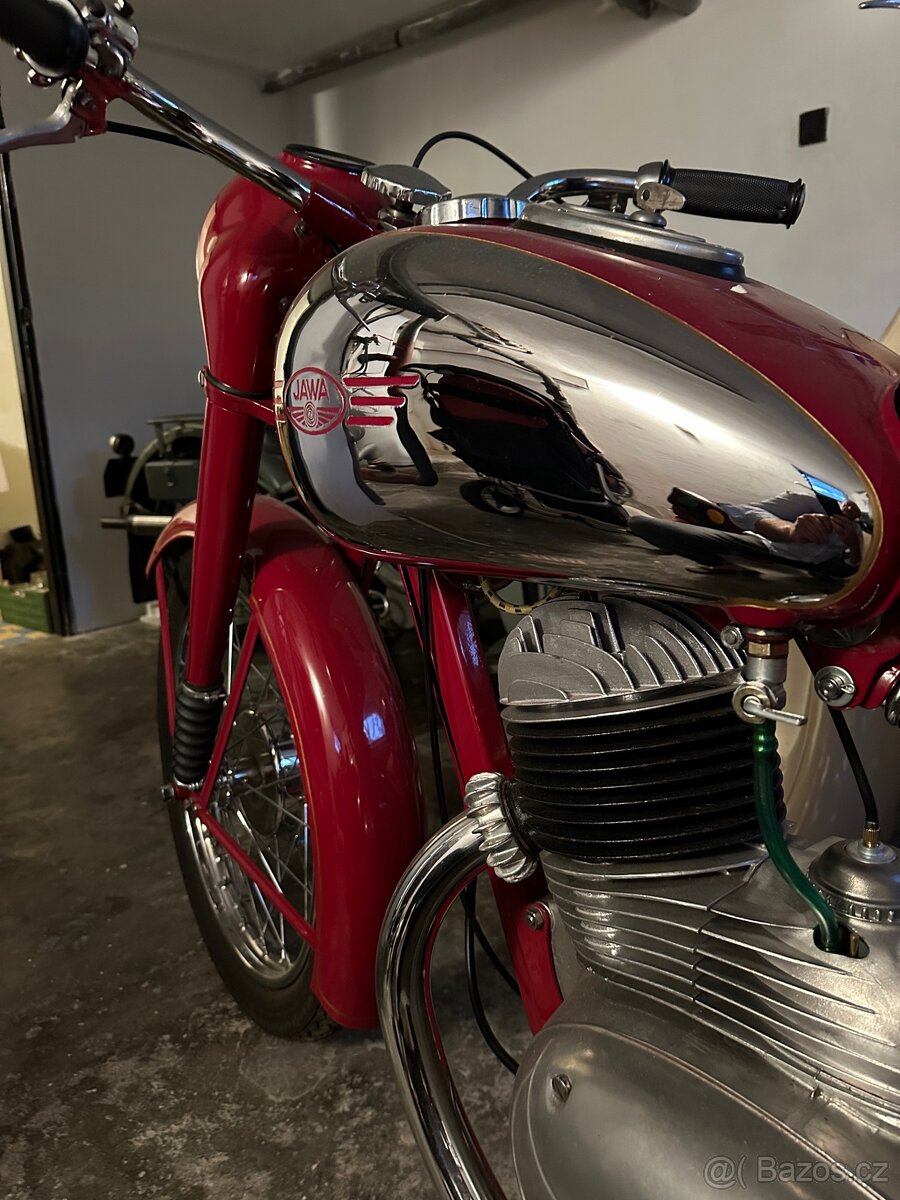Jawa 250 Perák