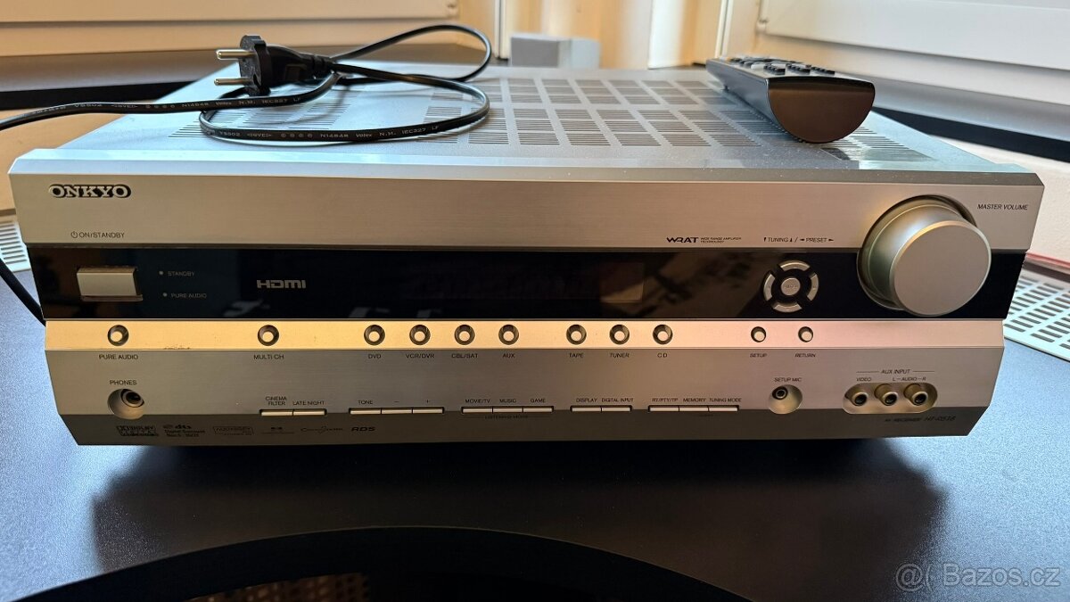 Onkyo HT-R518