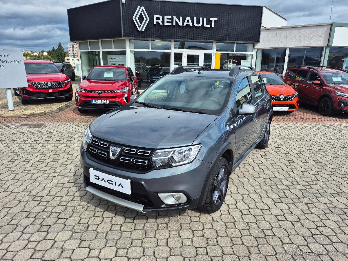 Dacia Sandero II Stepway/ ČR / BENZÍN / PRAV.SERVIS